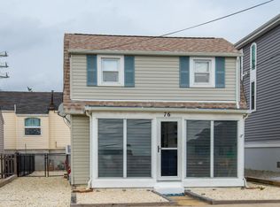 76 Farragut Ave, Seaside Park, NJ 08752