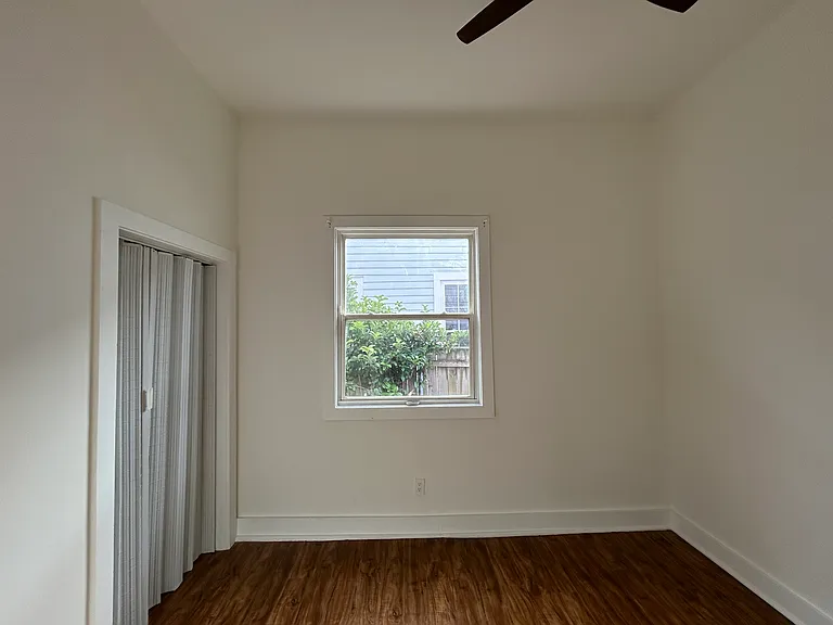 4810 Annunciation St — Photo 8