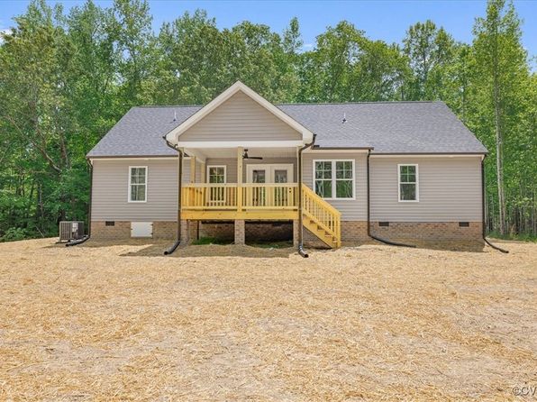 14954 Lebanon Rd, Spring Grove, VA 23881