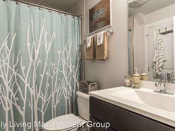 5th image of 1221 Mount Vernon St #9277843