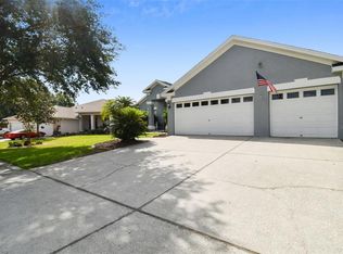 2812 Duncan Tree Cir, Valrico, FL 33594