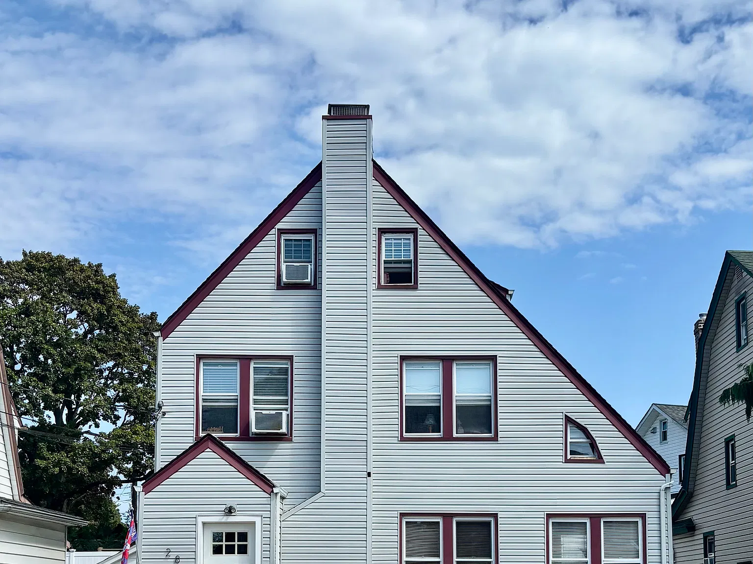 2 bed, 1000 sqft, $3,050 — Photo 1