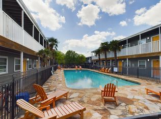 2401 Manor Rd APT 137, Austin, TX 78722