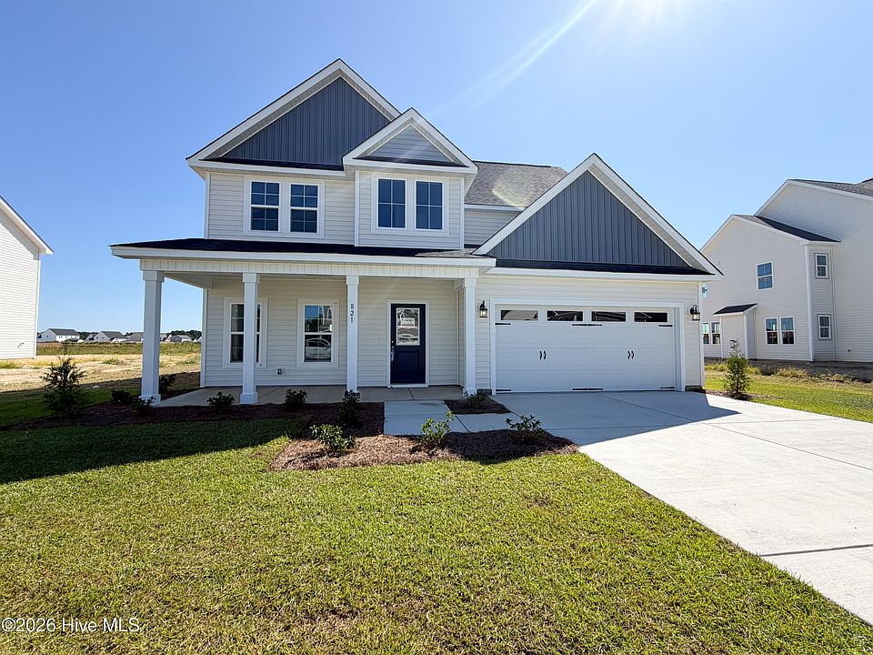 1st image of 821 Tupelo Tree Drive