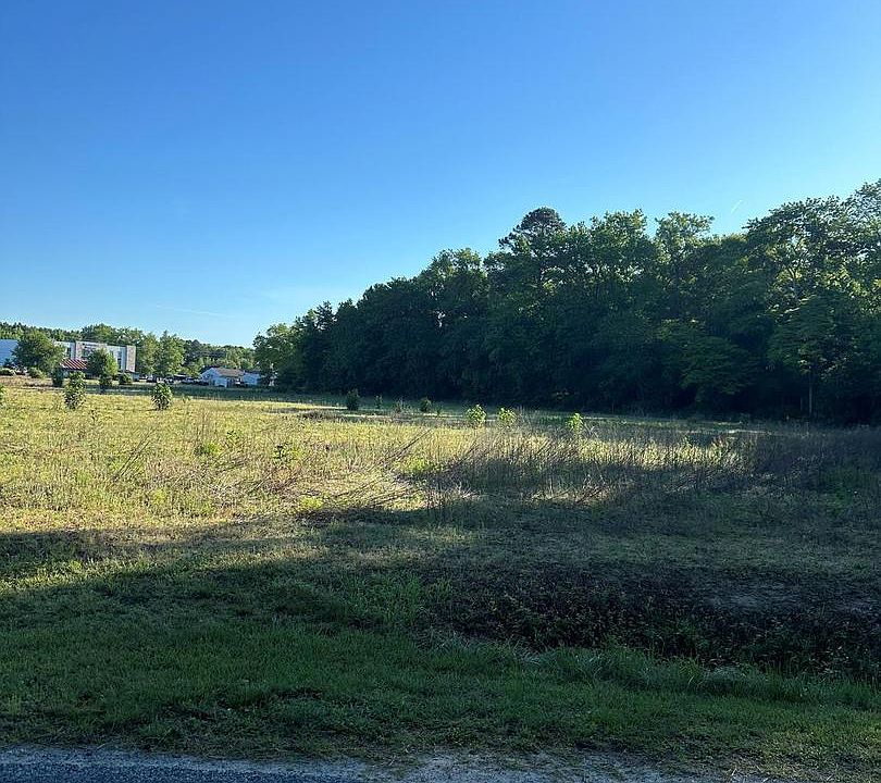 2nd image of 0 Lynch Rd