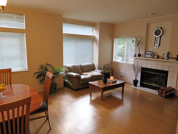 4th image of 12559 NE 8th St APT 2412