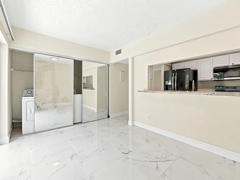 5120 Elmhurst Rd #A — Photo 23