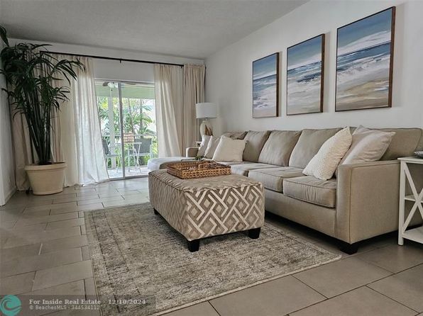 3216 SE 8th St APT 105