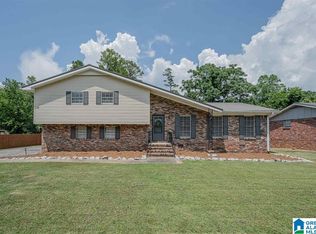 3413 Loch Ridge Trl, Vestavia Hills, AL 35216