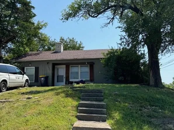 8441 Lydia Ave, Kansas City, MO 64131