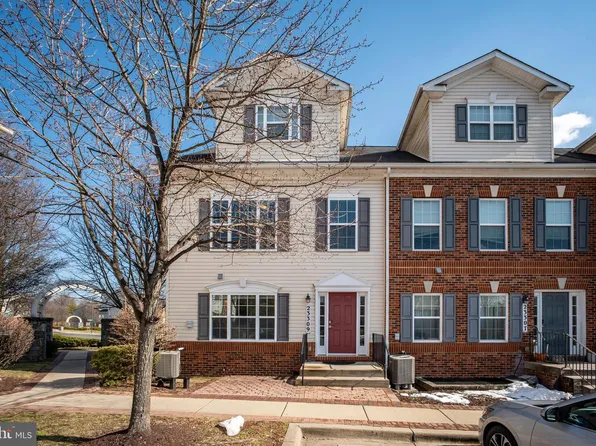 23309 Deets Manor Ct #2142, Clarksburg, MD 20871