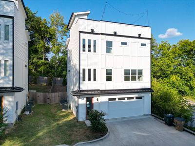 3208D Resha Ln, Nashville, TN, 37218