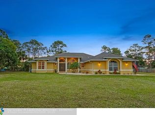 16394 E Goldcup Dr, Loxahatchee, FL 33470