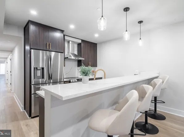 753 Columbia Rd NW #1, Washington, DC 20001