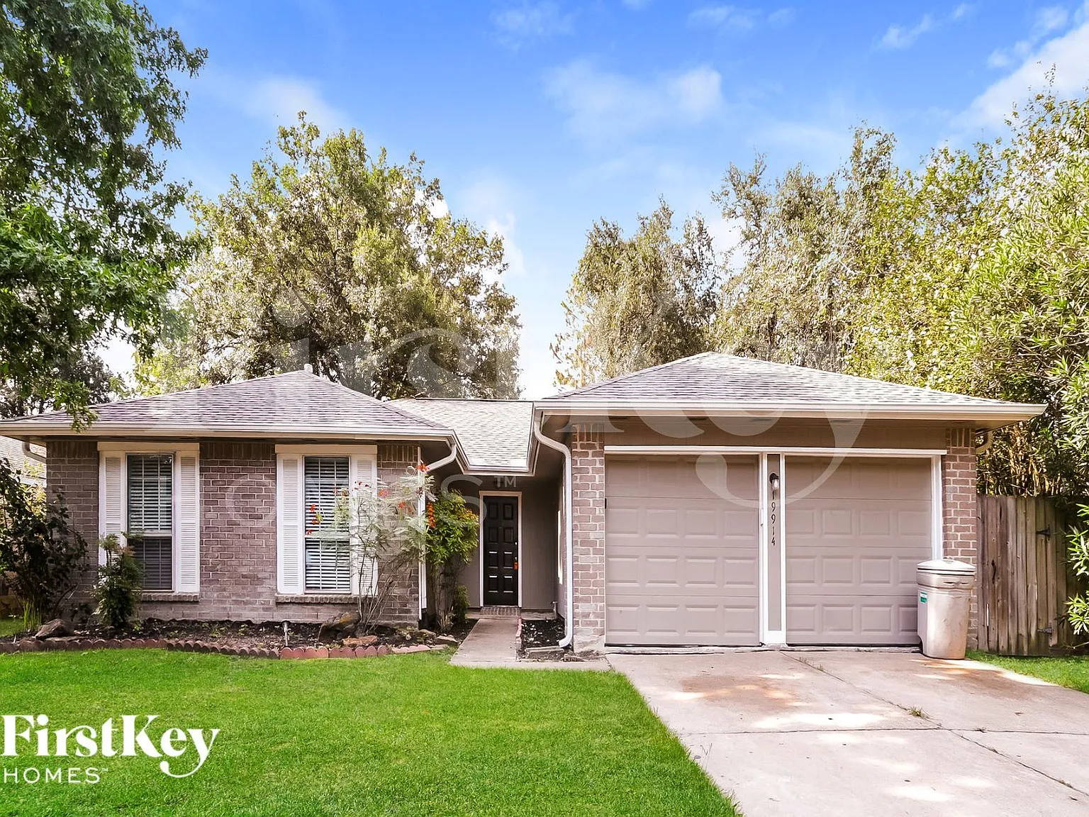 3 bed, 2.0 bath, 1636 sqft, $1,985 — Photo 1