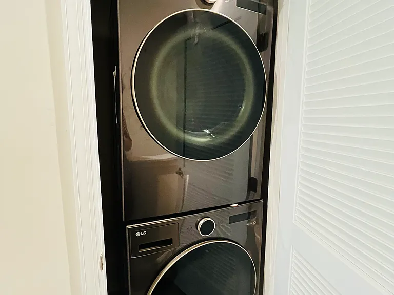 3rd Floor Washer & Dryer -