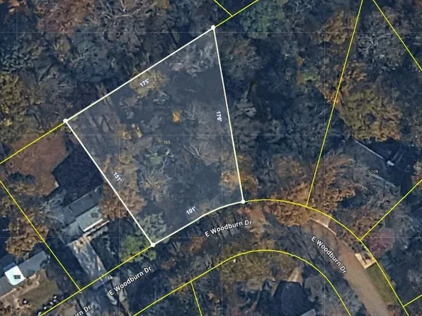 105 E Woodburn Dr, Taylors, SC 29687