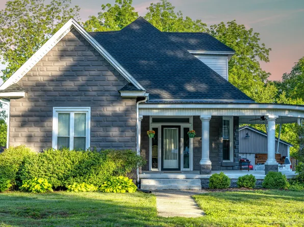 312 S Church St, Adams, TN 37010