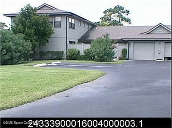 601 Centre Ct SW APT 101, Vero Beach, FL 32962