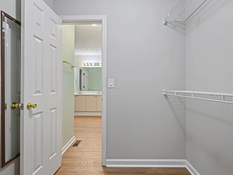 64 Evans Mill Ct — Photo 15