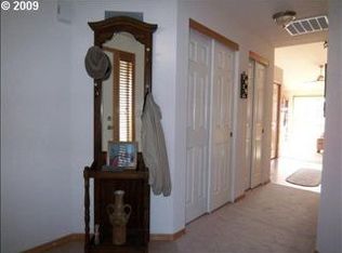 38742 Sawyer St, Sandy, OR 97055