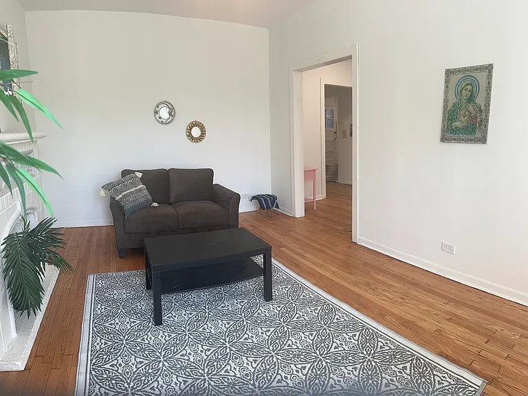 2031 N Humboldt Blvd — Photo 7