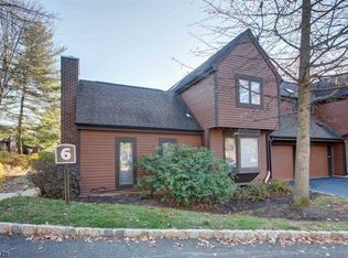 6 Valley View Dr, Basking Ridge, NJ 07920