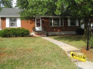 1111 Pleasant View Ave NW, Roanoke, VA 24012