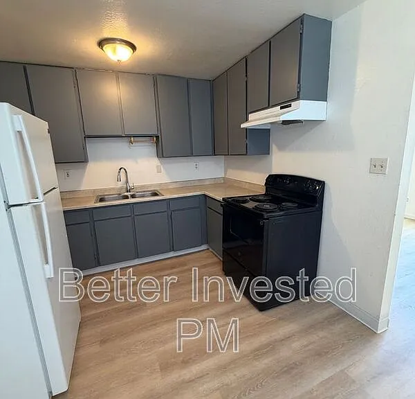 304 Cooper Ln #G — Photo 10