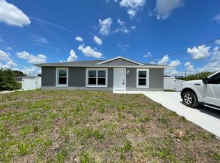 3113 Pebble Ln, Labelle, FL 33935