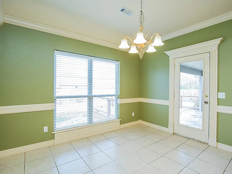 2308 Chinquapin — Photo 12