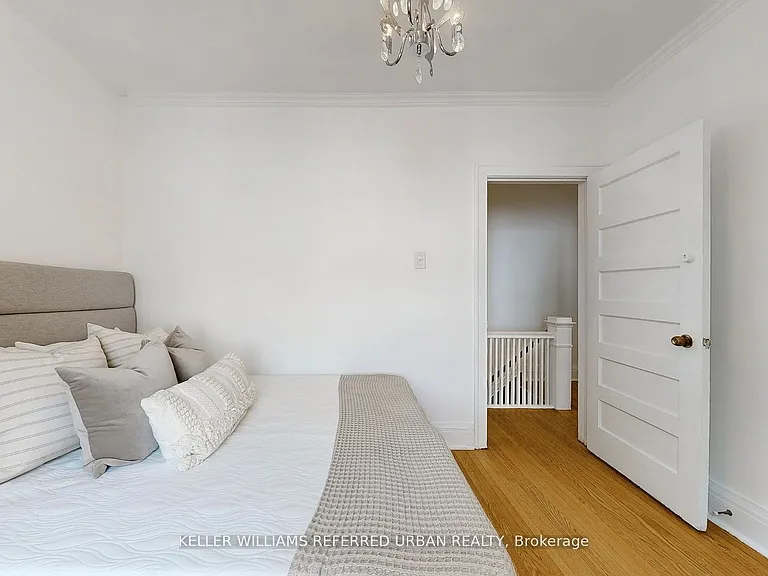 266 Highfield Rd #UPPER — Photo 13