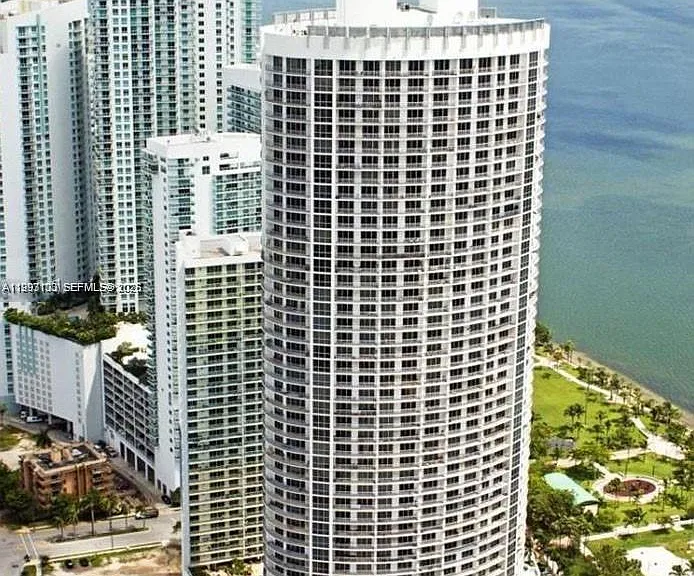 1750 N Bayshore Dr #2401 — Photo 28