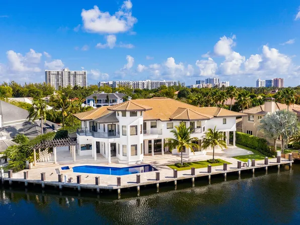 91 Compass Ln, Fort Lauderdale, FL 33308