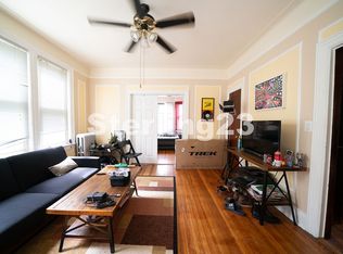 21-45 43rd St #4, Astoria, NY 11105