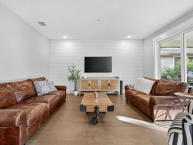 434 Settlers Landing Dr — Photo 15