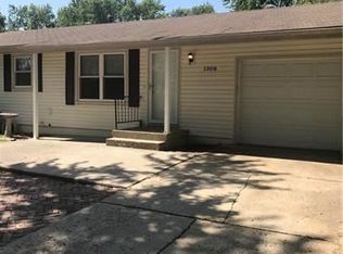 1308 S Ranson St, Independence, MO 64057