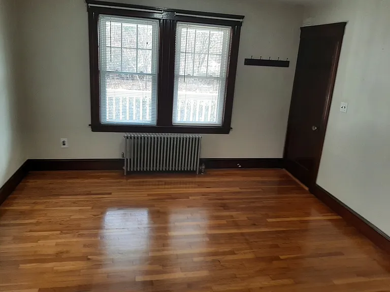 124 Bishop St — Photo 7