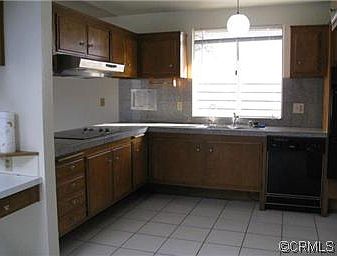 2nd image of 16731 Phelps Ln