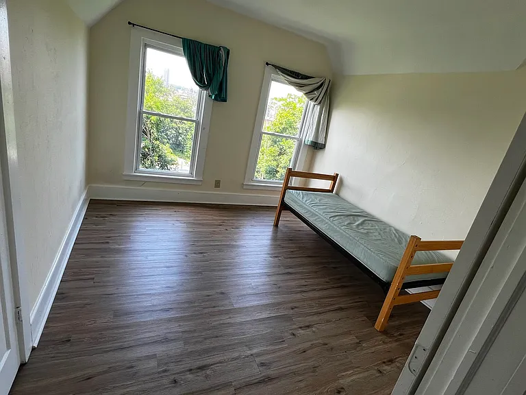 35 Fox St #3 — Photo 11