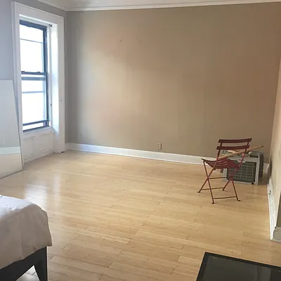 Rented by Ilene Axelowitz, LREB | media 7