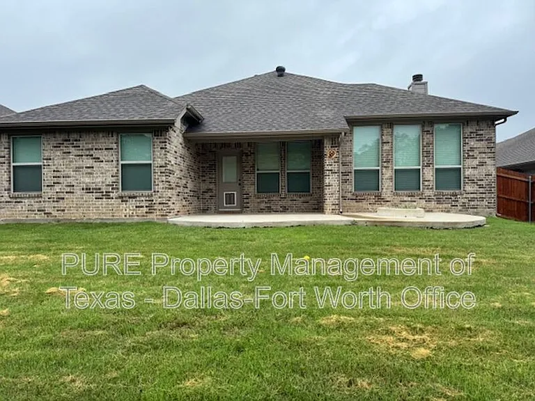 1612 Town Creek Cir — Photo 5