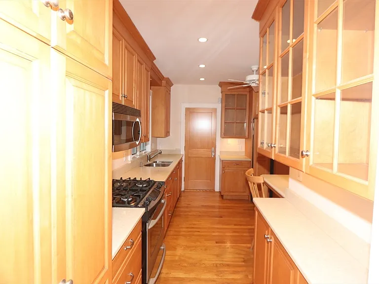 51 Matchett St #2 — Photo 10