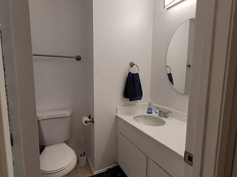Constellation Rd — Photo 10