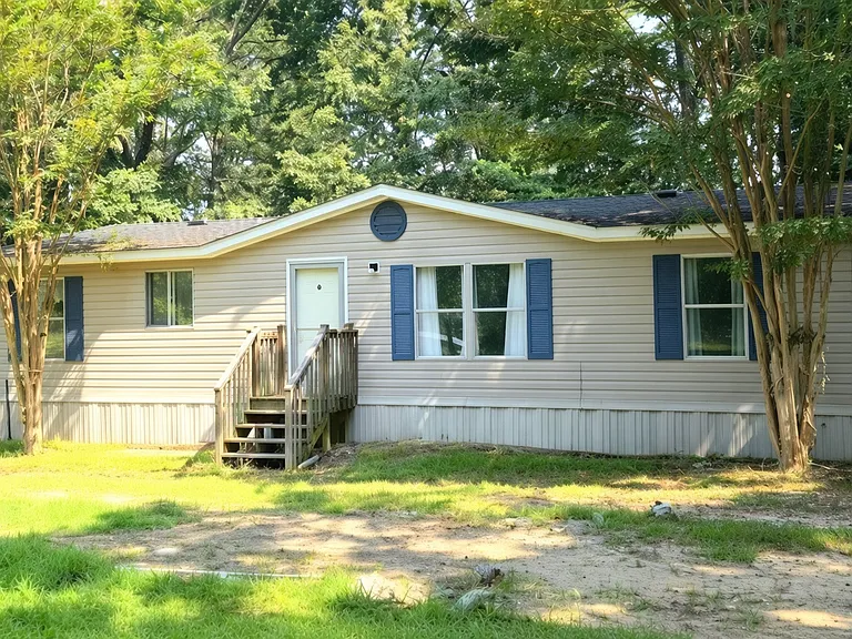 36 Gilchrist Rd — Photo 1
