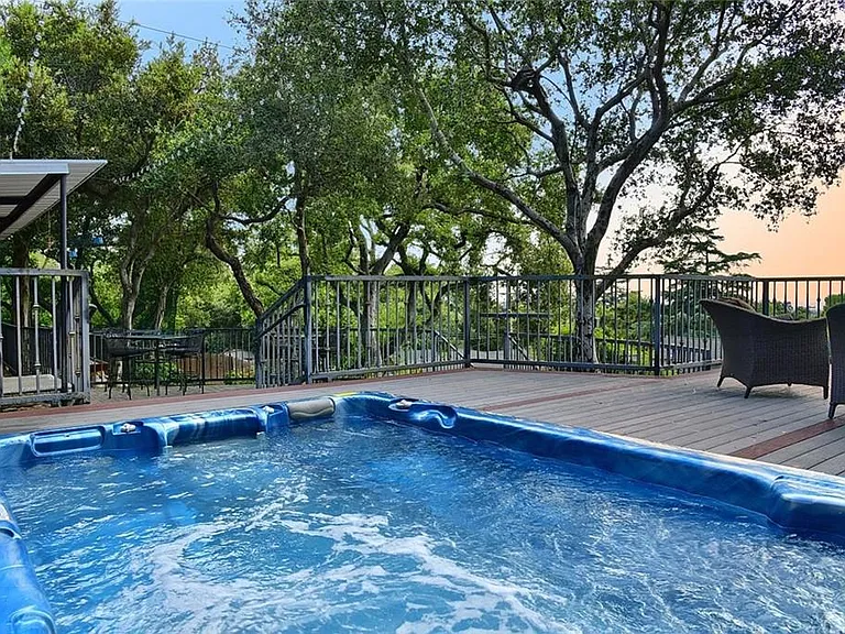 1770 Mountain Ln — Photo 27