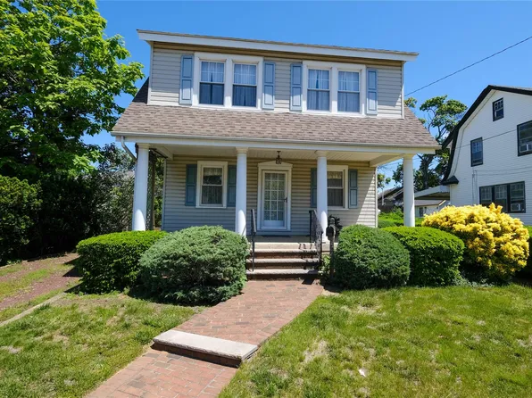 75 W Fairview Avenue, Valley Stream, NY 11580