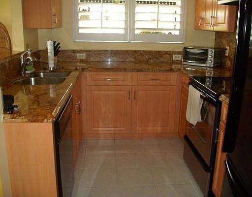 Home For Sale In Sweetwater