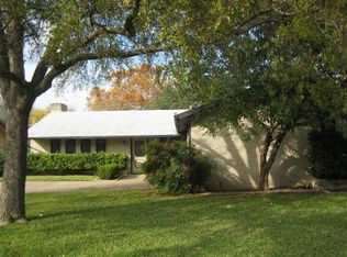 906 Prestwick Ln, Richardson, TX 75080