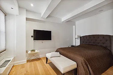 Rented by Liss Real Estate Group LLC